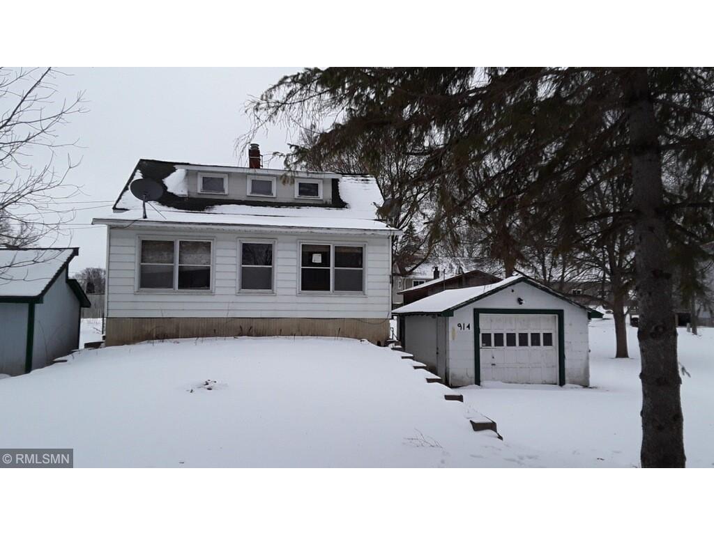 914 1st Street E, Hastings, MN 55033 MLS 5701032 Edina Realty