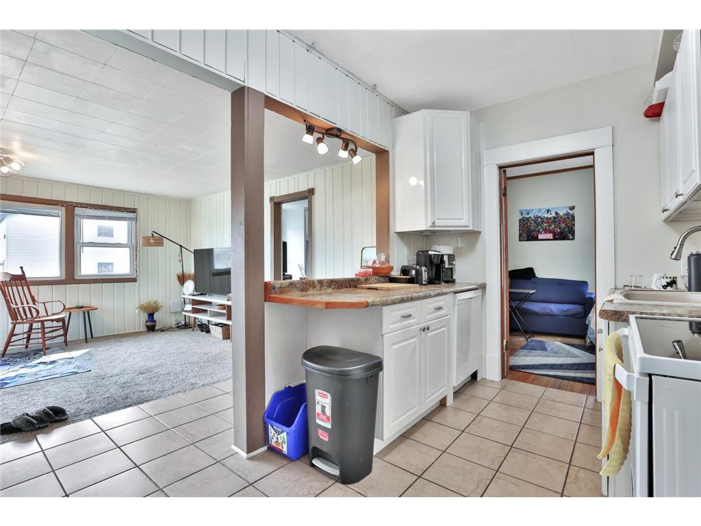 914 Charlotte Street Saint Paul MN 55104 7033512 image11