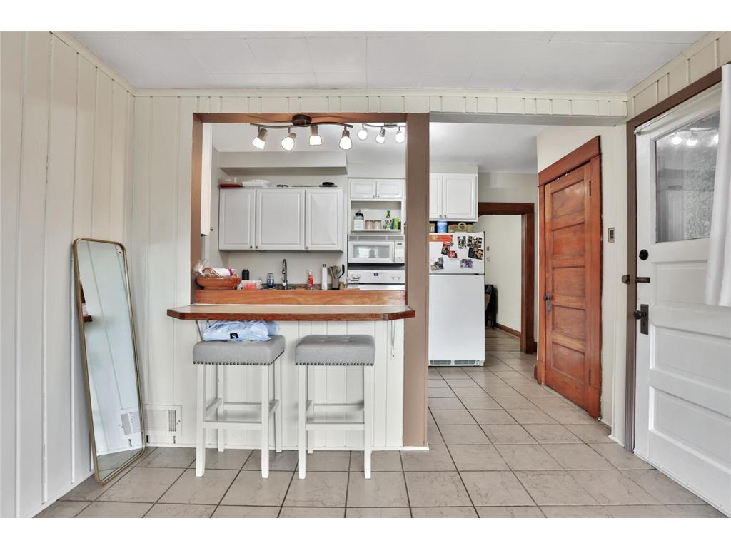 914 Charlotte Street Saint Paul MN 55104 7033512 image14
