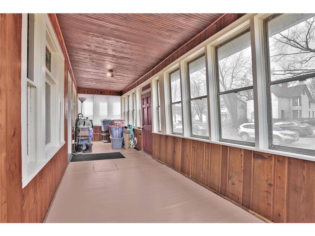 914 Charlotte Street Saint Paul MN 55104 7033512 image4