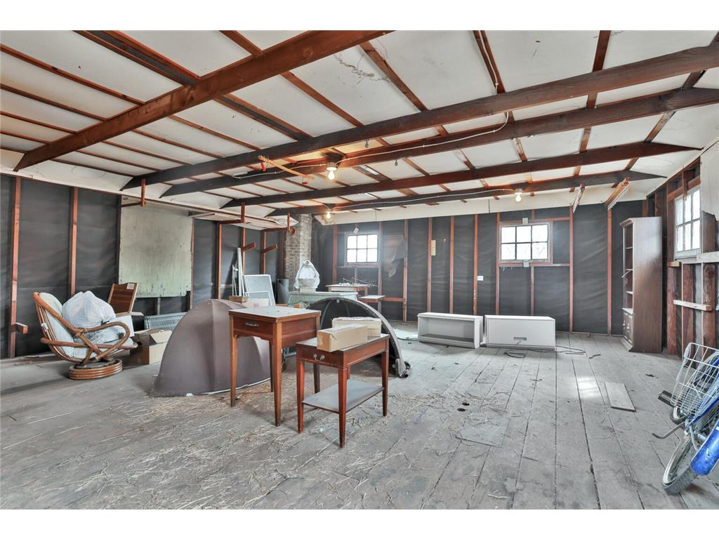 914 Charlotte Street Saint Paul MN 55104 7033512 image40