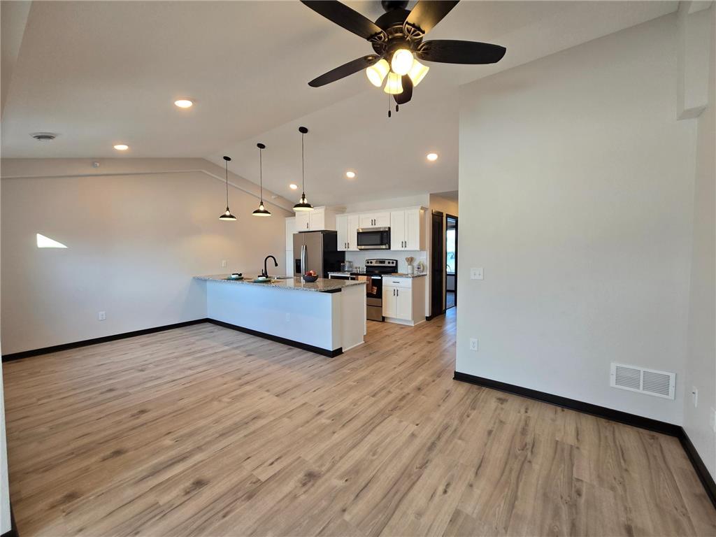 914 Katelyn Circle NE Montgomery MN 56069 7027667 image10