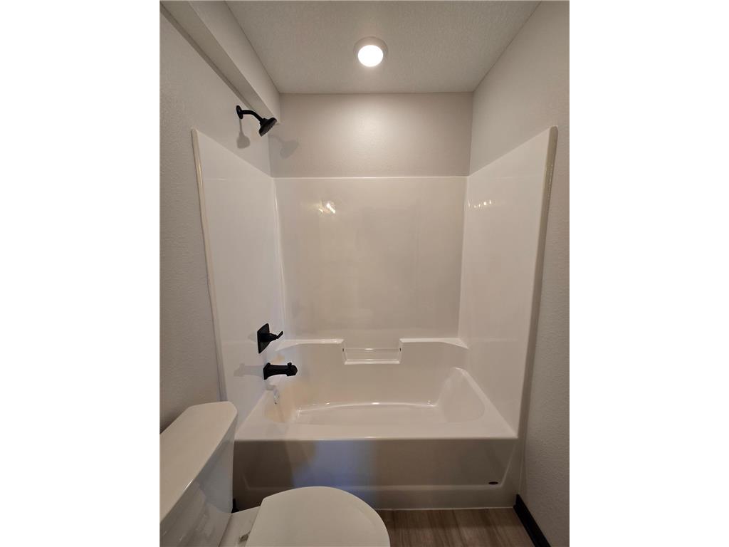 914 Katelyn Circle NE Montgomery MN 56069 7027667 image19