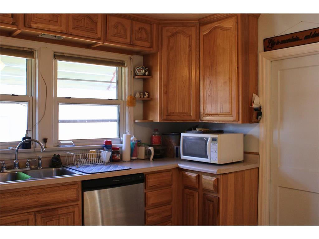 914 Michigan Street Hibbing MN 55746 6819220 image32