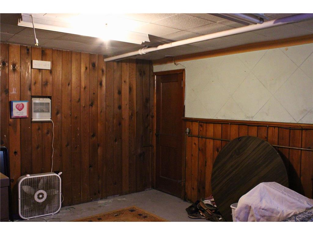 914 Michigan Street Hibbing MN 55746 6819220 image40