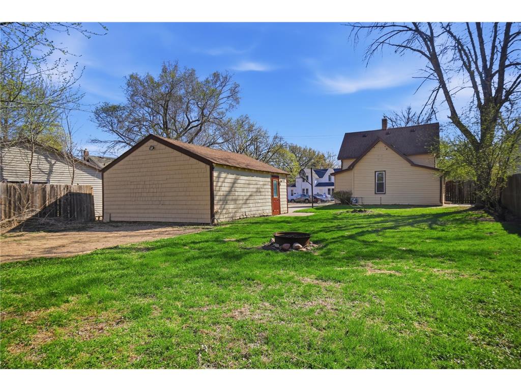 914 N Elm Avenue Owatonna MN 55060 7055088 image26