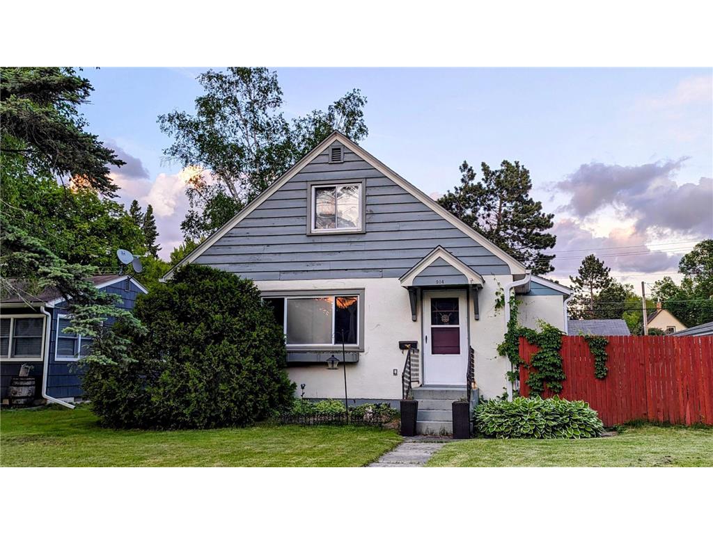 914 NW 3rd Avenue Grand Rapids MN 55744 6535757 image1