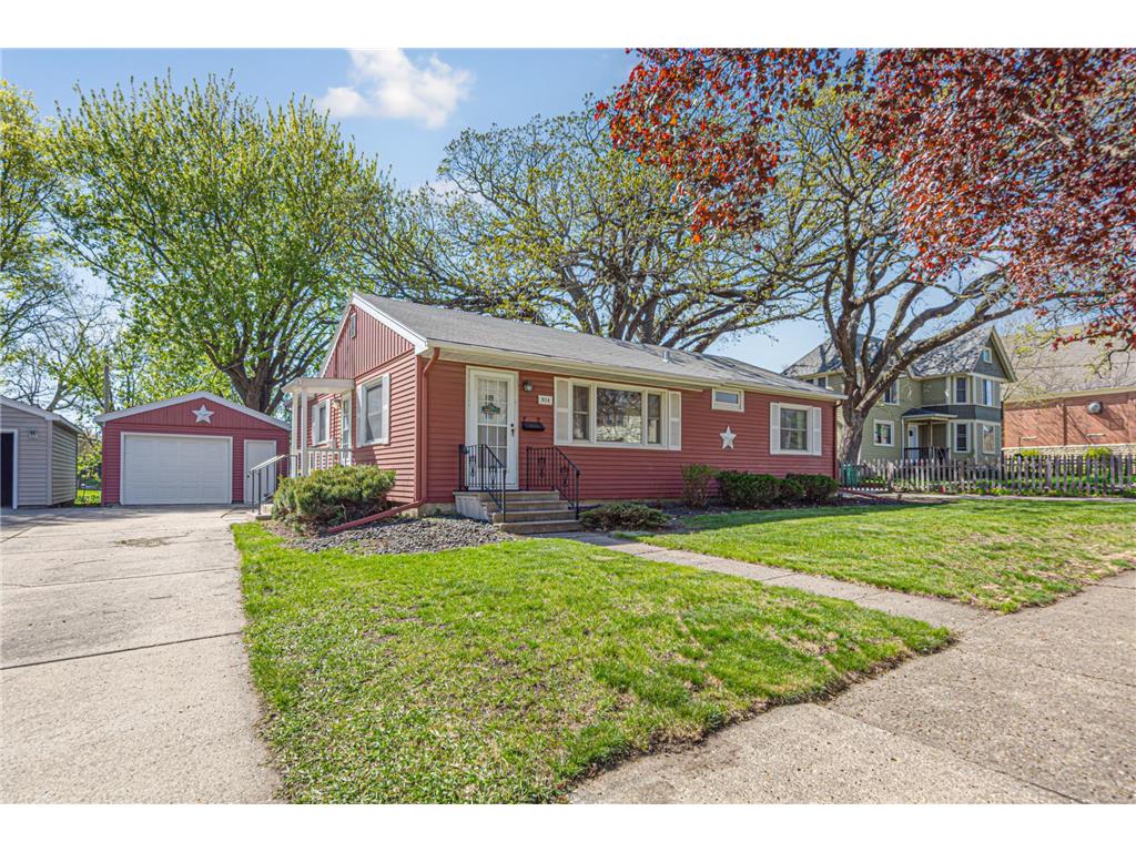 914 S Elm Avenue Owatonna MN 55060 7068940 image1