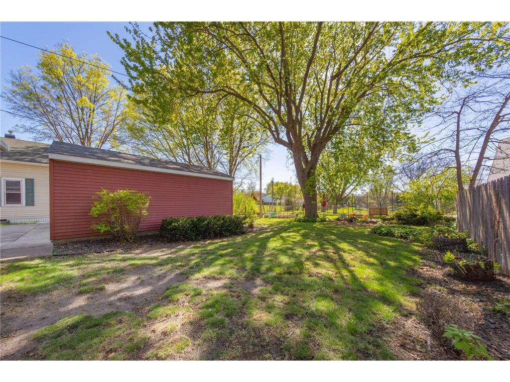 914 S Elm Avenue Owatonna MN 55060 7068940 image6