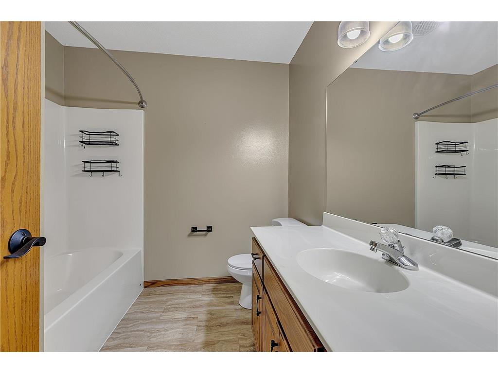 914 Willow Grove Circle Waite Park MN 56387 7096567 image18