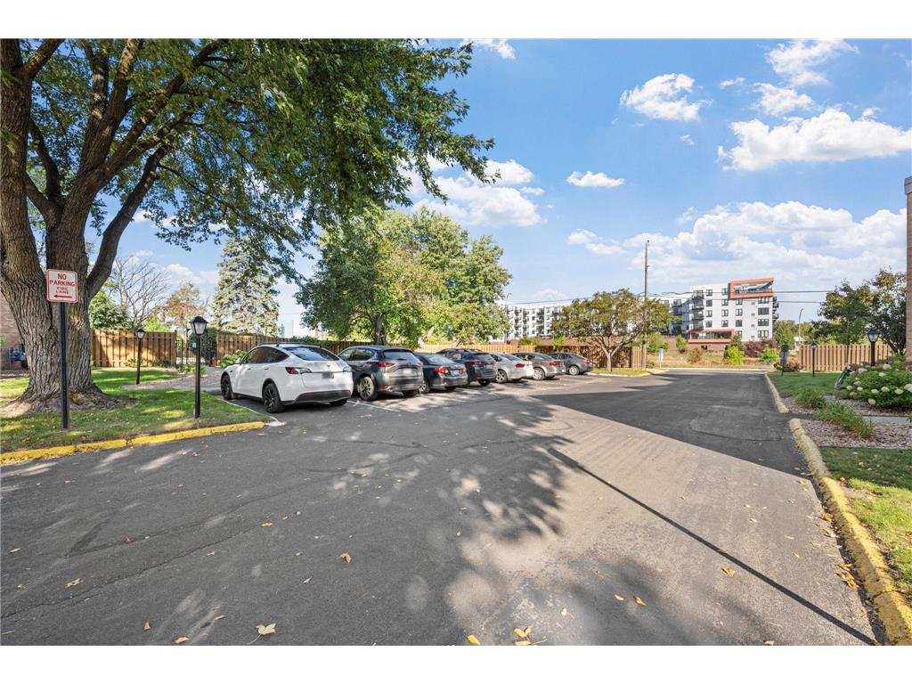 9141 Highway 55 #101 Golden Valley MN 55427 7038563 image28