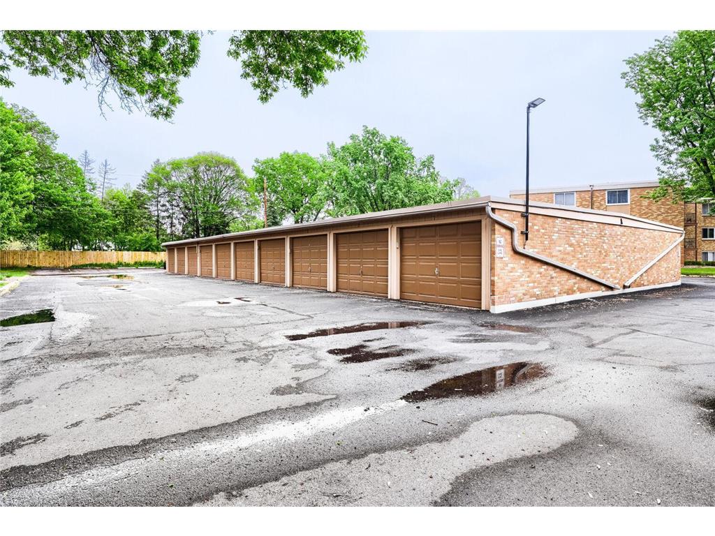 9141 Highway 55 #203 Golden Valley MN 55427 7077396 image17