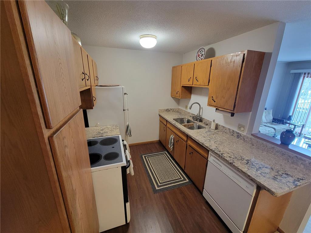 9141 Highway 55 #302 Golden Valley MN 55427 6351632 image1