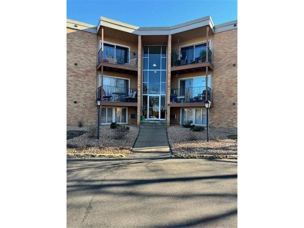 9141 Highway 55 #306 Golden Valley MN 55427 6782887 image1