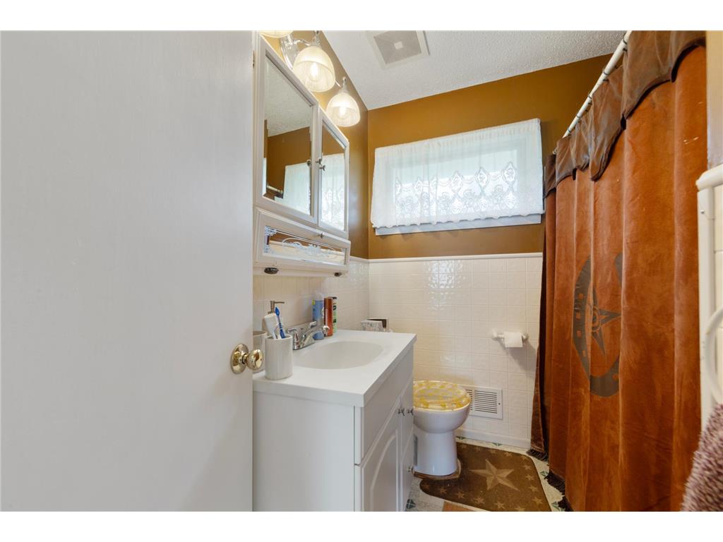 9142 1st Avenue S Bloomington MN 55420 7065420 image13