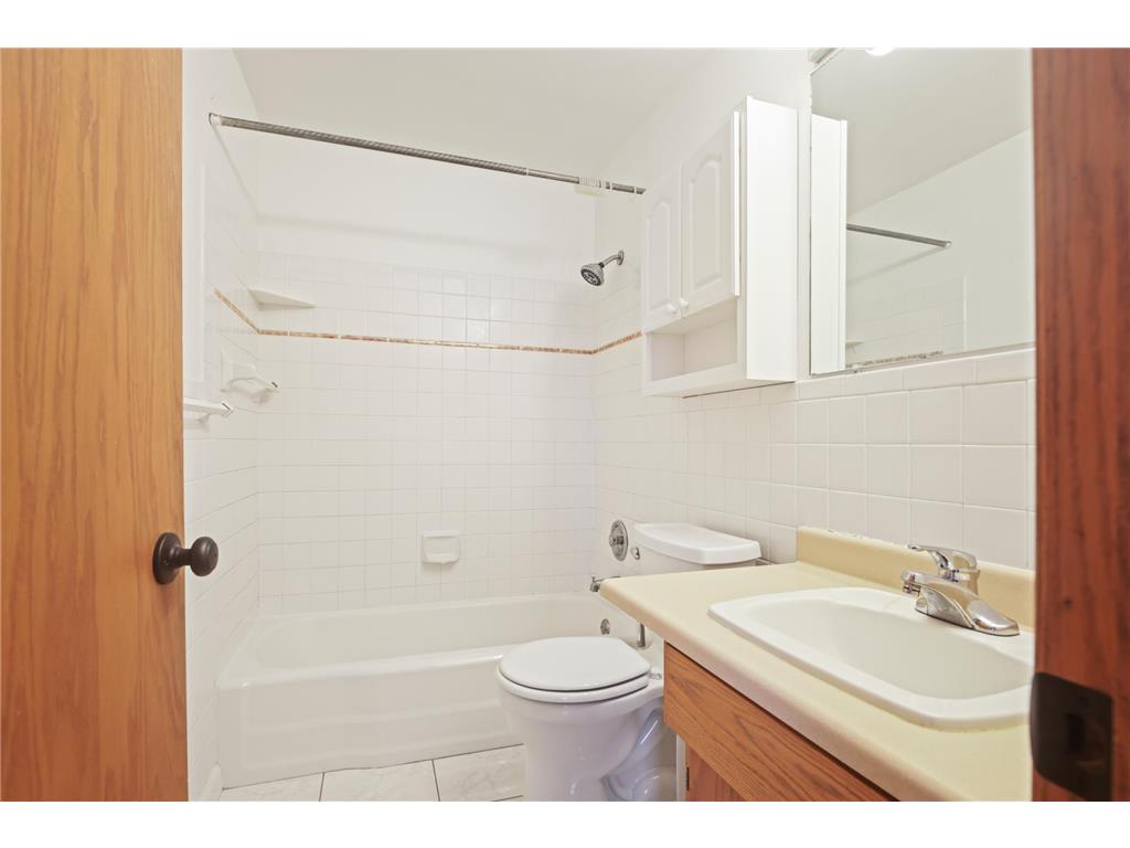 9143 Highway 55 #103 Golden Valley MN 55427 7048764 image16