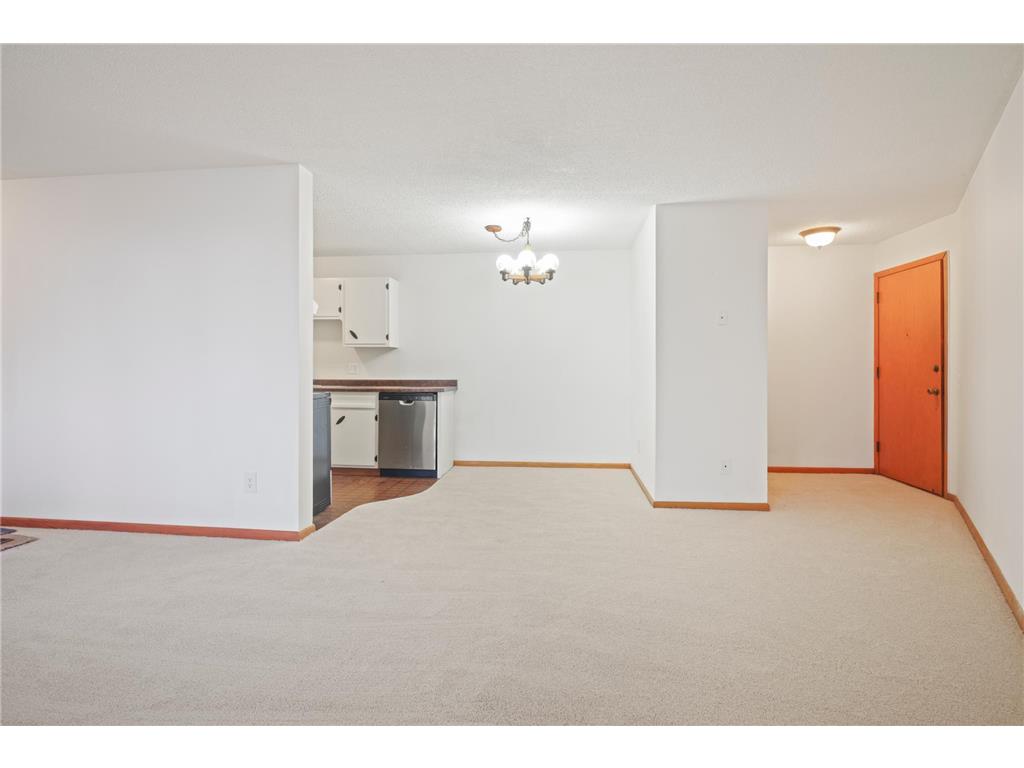 9143 Highway 55 #103 Golden Valley MN 55427 7048764 image5