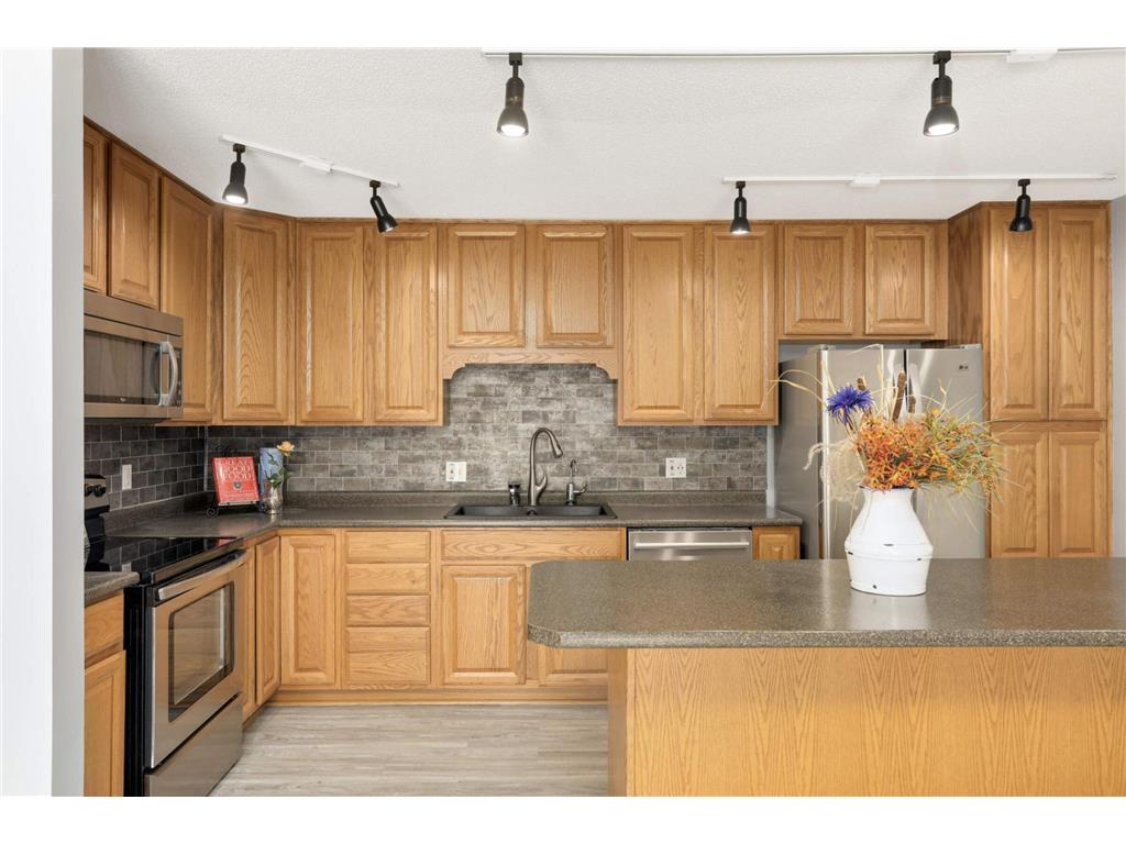 9143 Highway 55 #301 Golden Valley MN 55427 6819383 image11