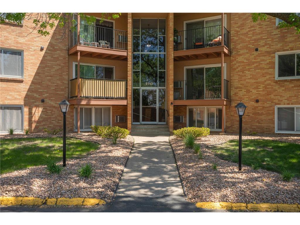 9143 Highway 55 #301 Golden Valley MN 55427 6819383 image4