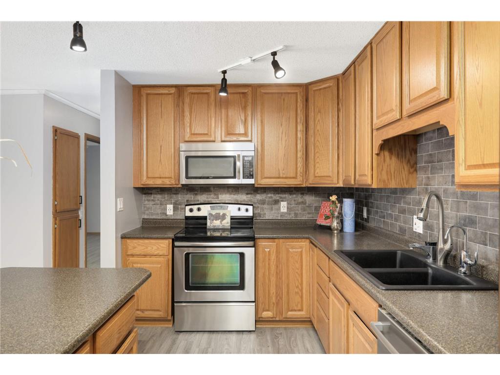 9143 Highway 55 #301 Golden Valley MN 55427 7015815 image13