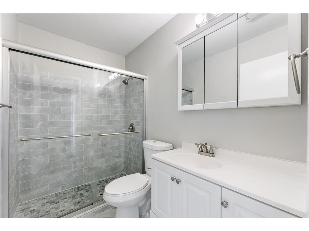 9143 Highway 55 #305 Golden Valley MN 55427 7075144 image11