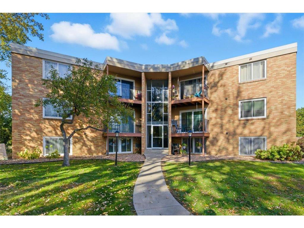 9147 Highway 55 #102 Golden Valley MN 55427 6791128 image1