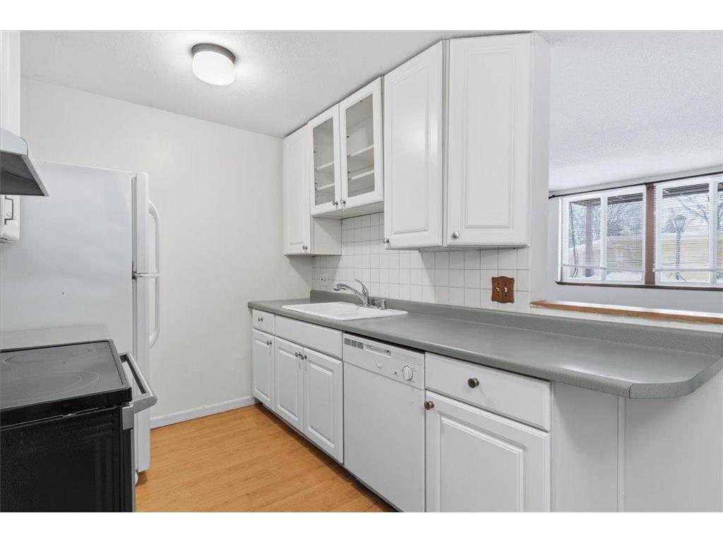 9147 Highway 55 #102 Golden Valley MN 55427 6791128 image11