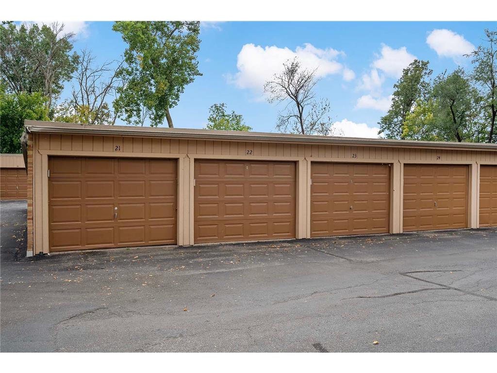 9147 Highway 55 #102 Golden Valley MN 55427 6791128 image24