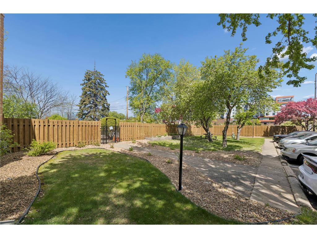 9147 Highway 55 #202 Golden Valley MN 55427 7072175 image22