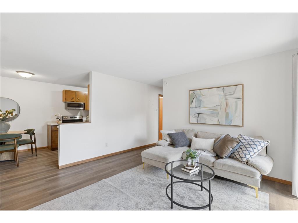 9147 Highway 55 #202 Golden Valley MN 55427 7072175 image6