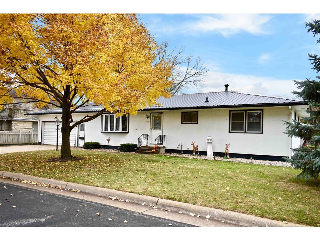 915 39th Avenue Goodview MN 55987 6643259 image1