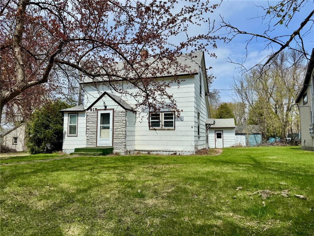 915 6th Avenue E Alexandria MN 56308 7064726 image2