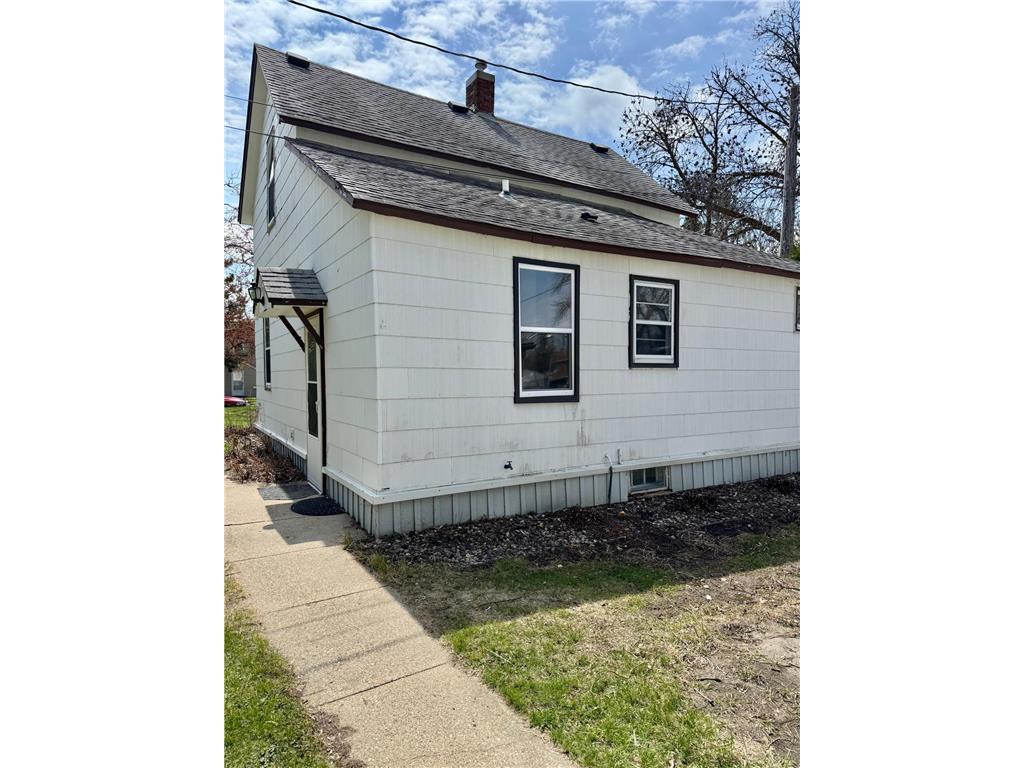 915 6th Avenue E Alexandria MN 56308 7064726 image20