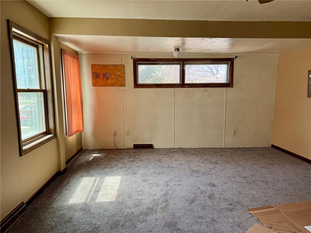 915 6th Avenue E Alexandria MN 56308 7064726 image6