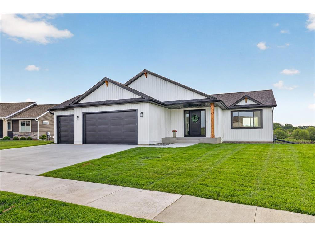 915 7th Avenue Wanamingo MN 55983 7082423 image1
