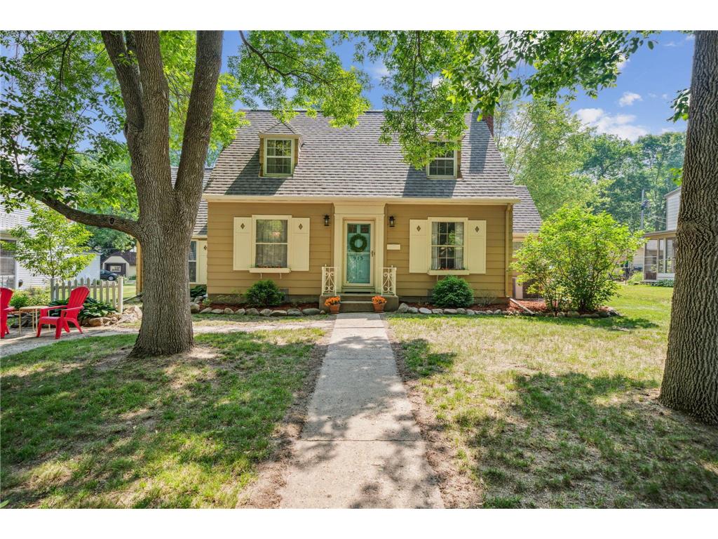 915 Baker Avenue Mankato MN 56001 6383400 image1