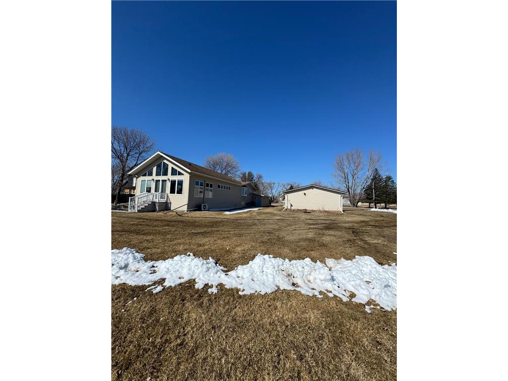 915 Bennett Avenue Portland ND 58274 7053403 image4