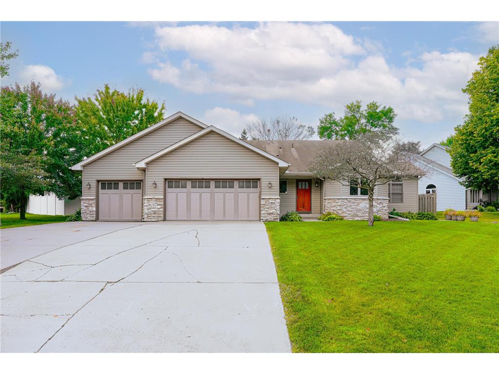 915 Ferndale Street S Maplewood MN 55119 7086877 image1