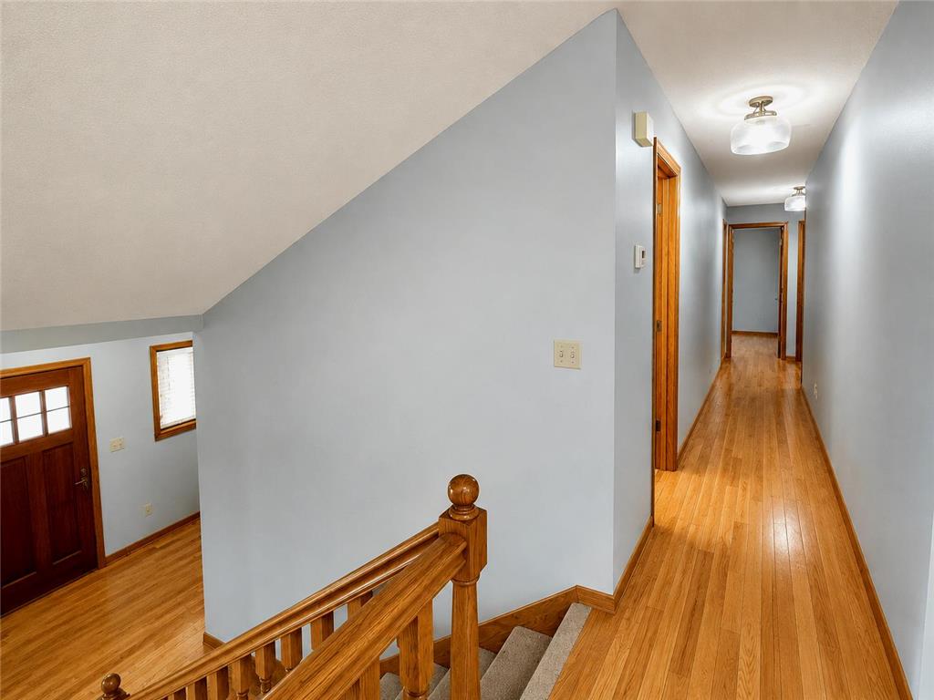 915 Ferndale Street S Maplewood MN 55119 7086877 image16