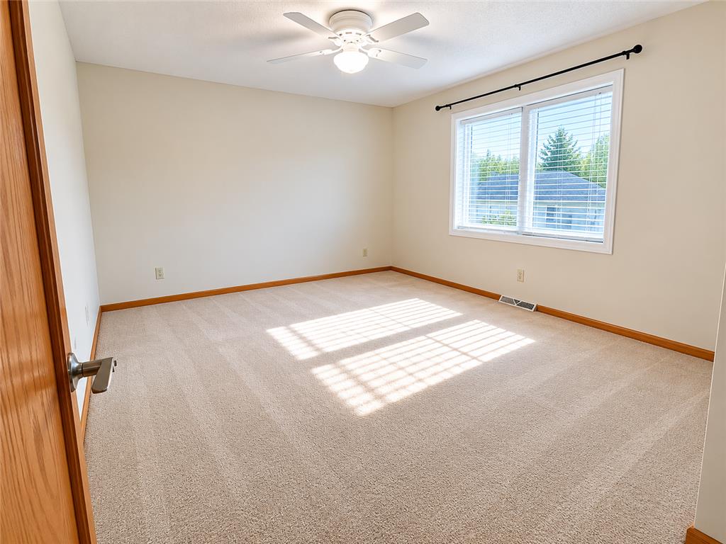 915 Ferndale Street S Maplewood MN 55119 7086877 image19