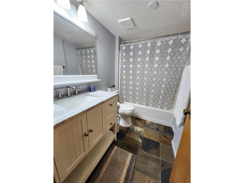 915 Ferndale Street S Maplewood MN 55119 7086877 image25