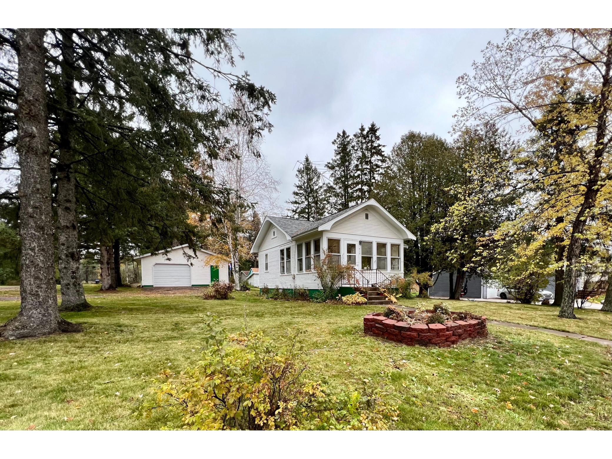 915 Folz Boulevard Moose Lake MN 55767 6121797 image1