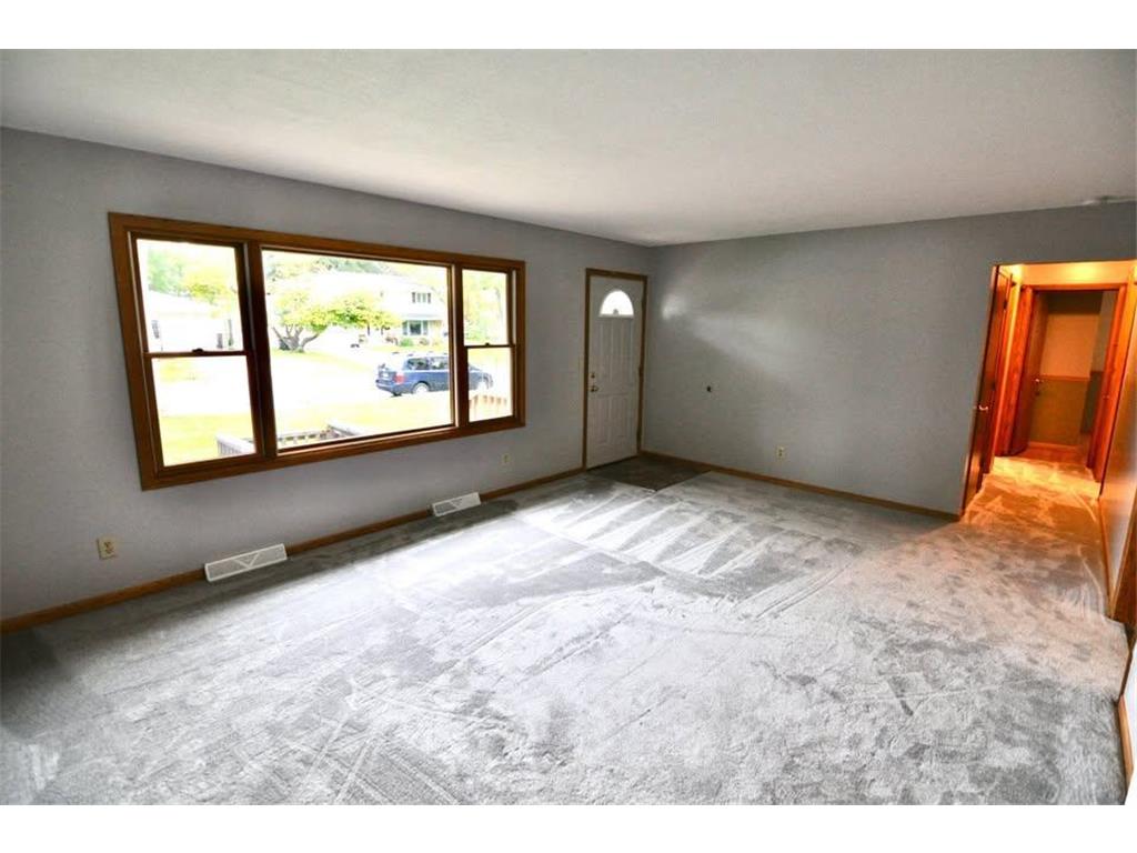 915 Fuller Street S Shakopee MN 55379 7080691 image5