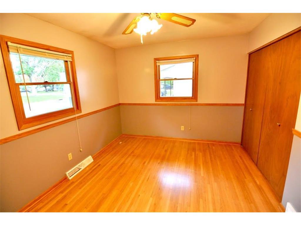 915 Fuller Street S Shakopee MN 55379 7080691 image9