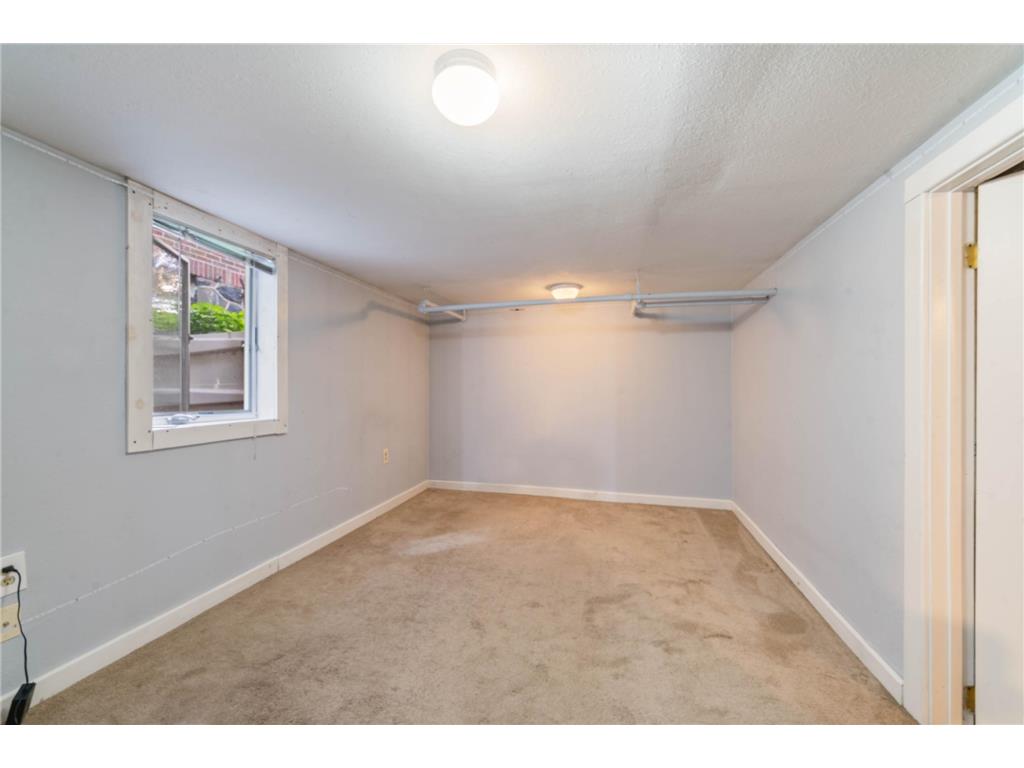 915 Grandview Avenue Duluth MN 55812 7038754 image21