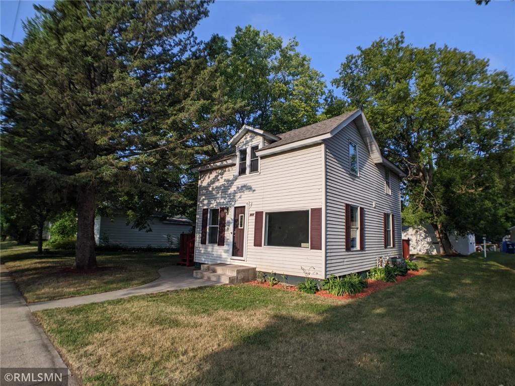 915 Kilian Boulevard SE Saint Cloud MN 56304 6398067 image1