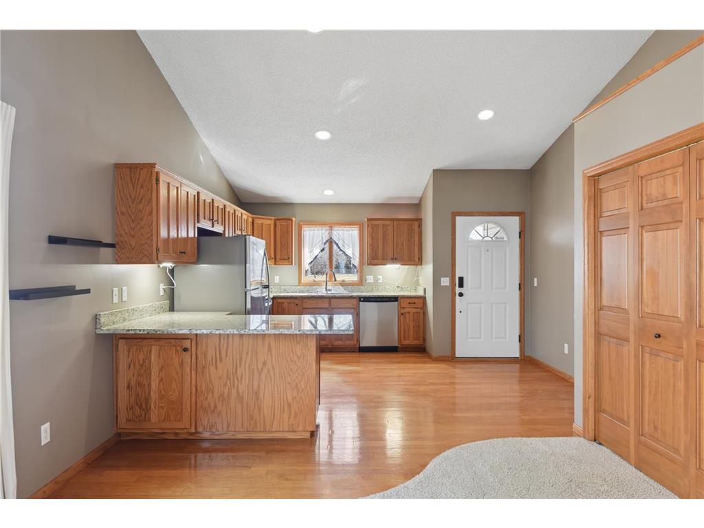915 Lucille Court River Falls WI 54022 7037895 image2