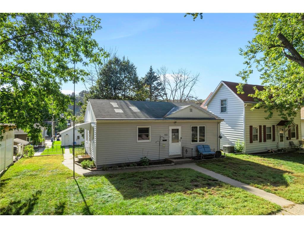 915 N Payne Street New Ulm MN 56073 6777808 image1