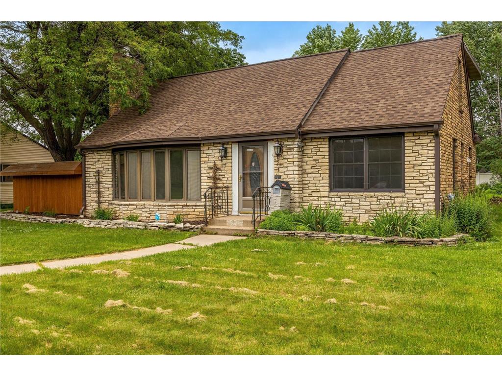 915 Nebraska Avenue W Saint Paul MN 55117 6555163 image1