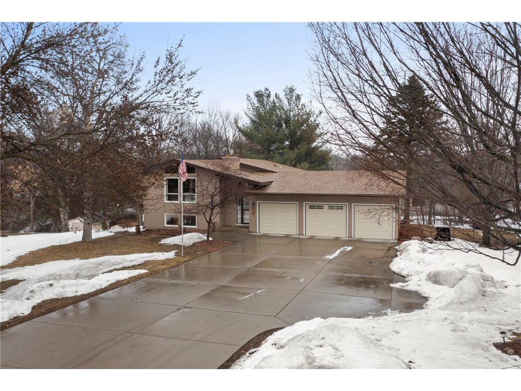 915 Park Drive, Belle Plaine, MN, 56011 MLS 6333928 Edina Realty